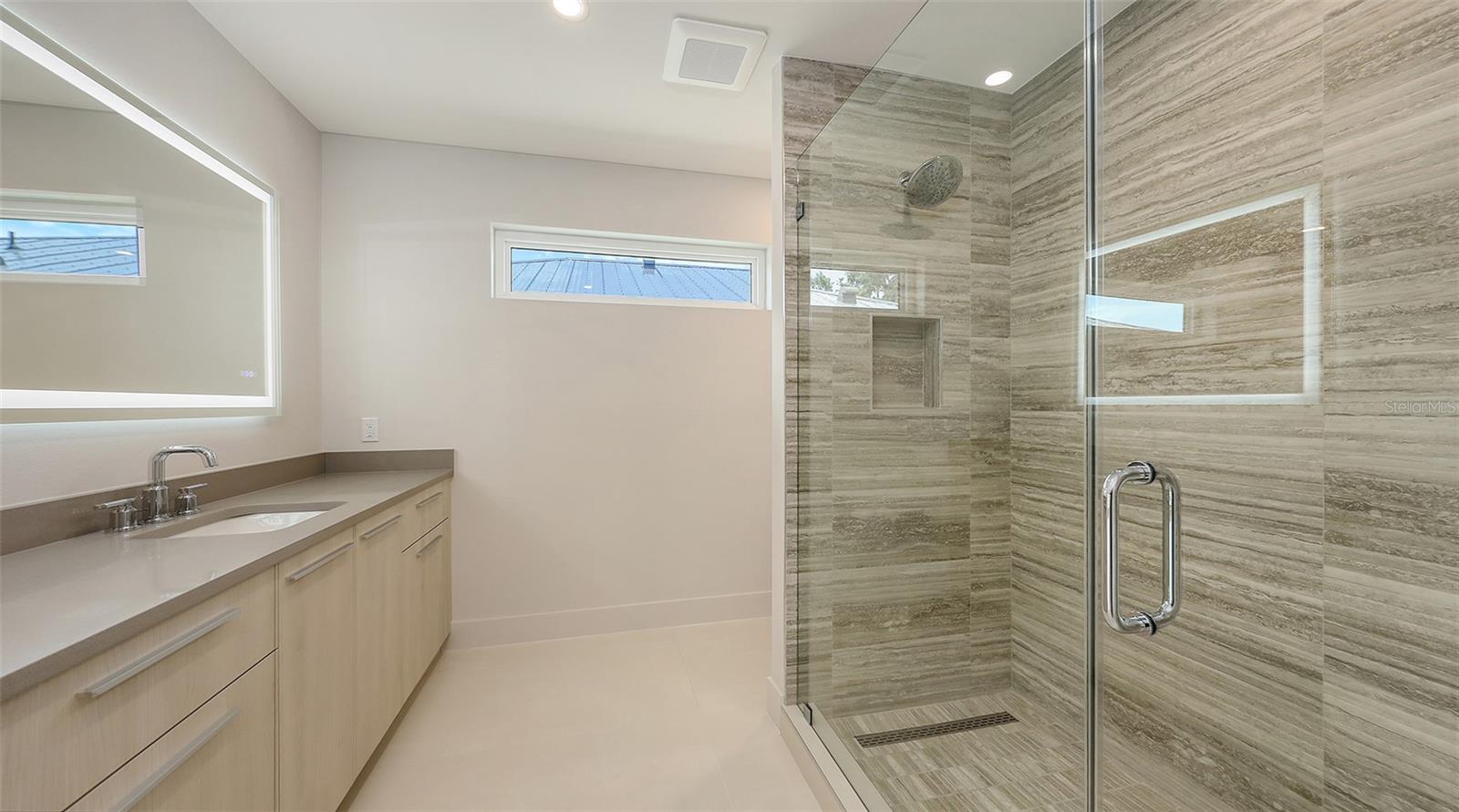 RUSTIC LODGE - Residential