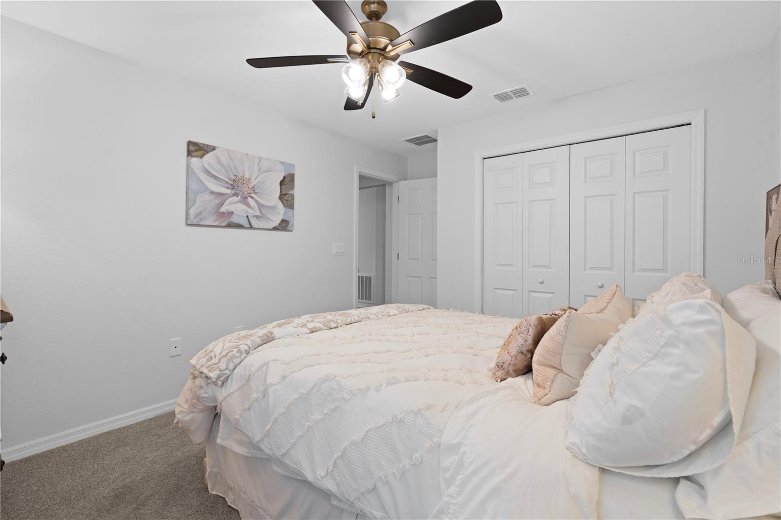 BRIDGEPORT LAKE PH TWO - Residential