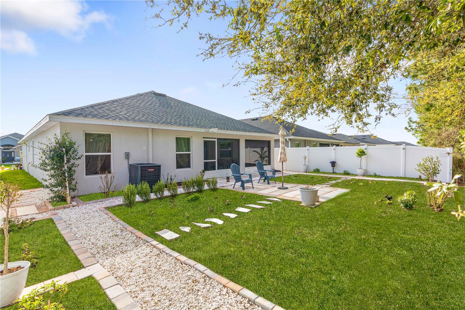 BRIDGEPORT LAKE PH TWO - Residential