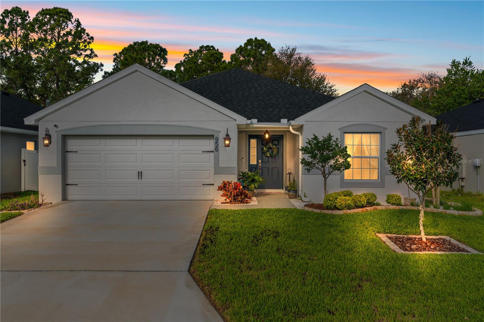 BRIDGEPORT LAKE PH TWO - Residential