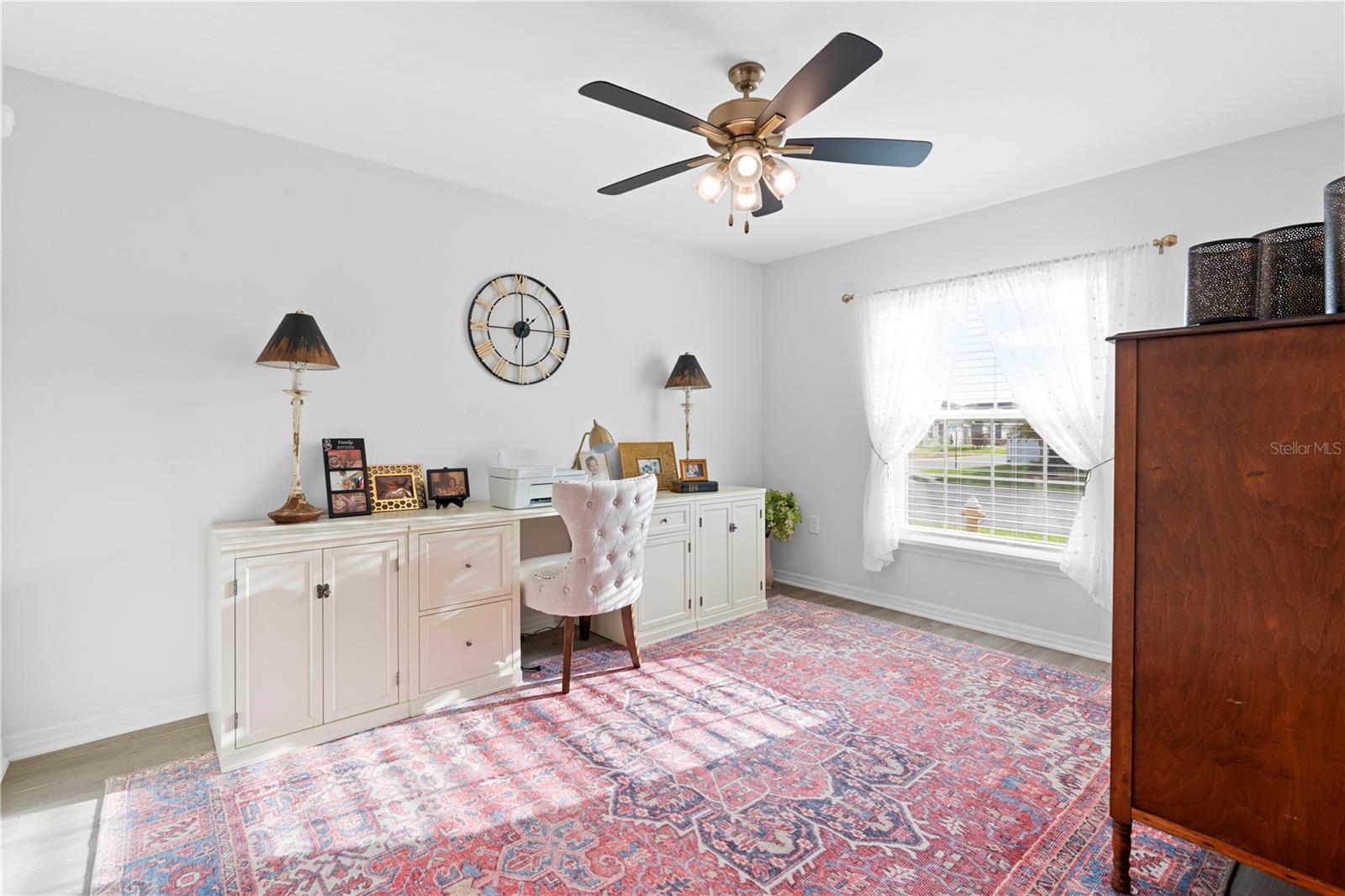 BRIDGEPORT LAKE PH TWO - Residential