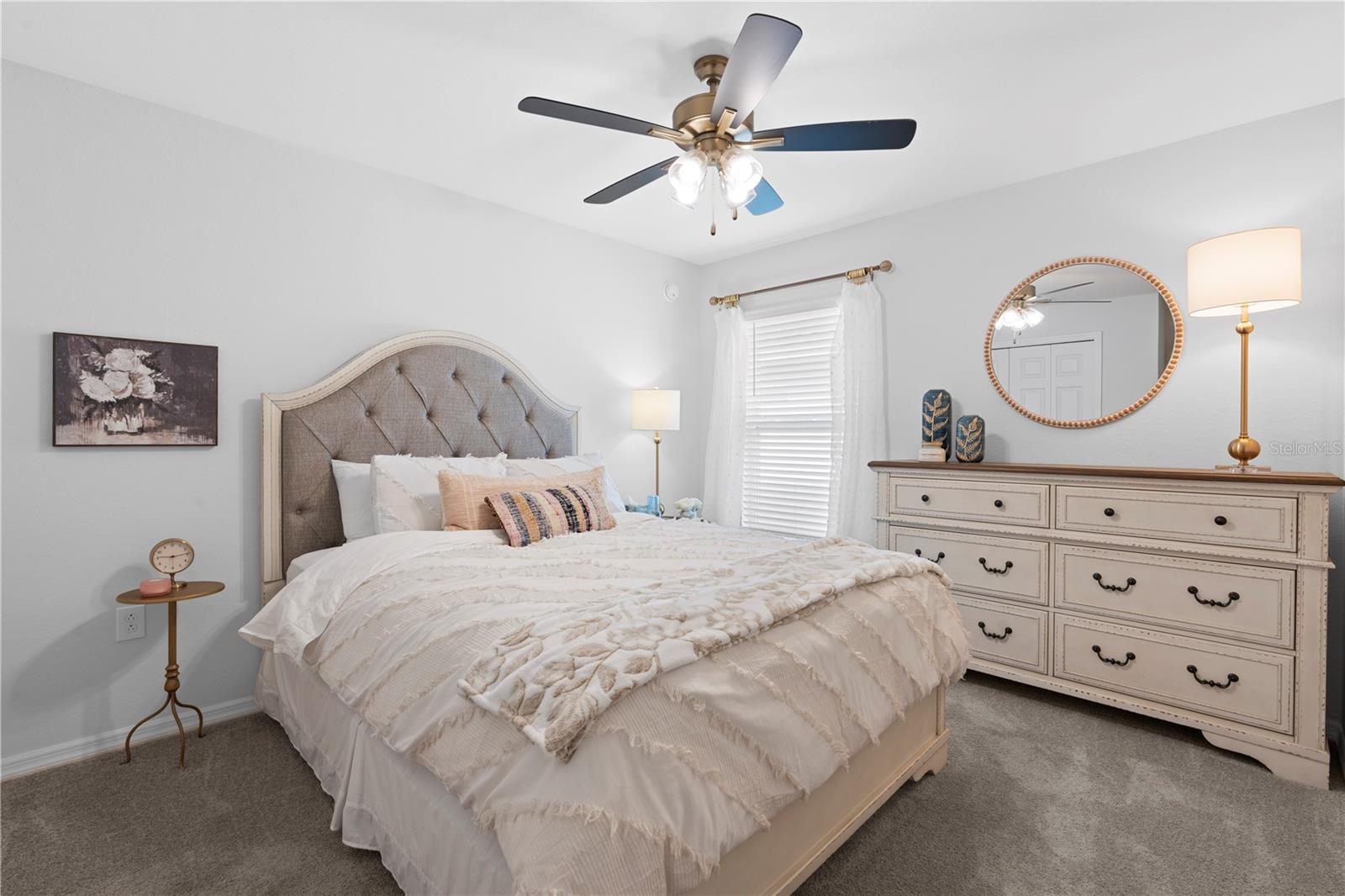 BRIDGEPORT LAKE PH TWO - Residential