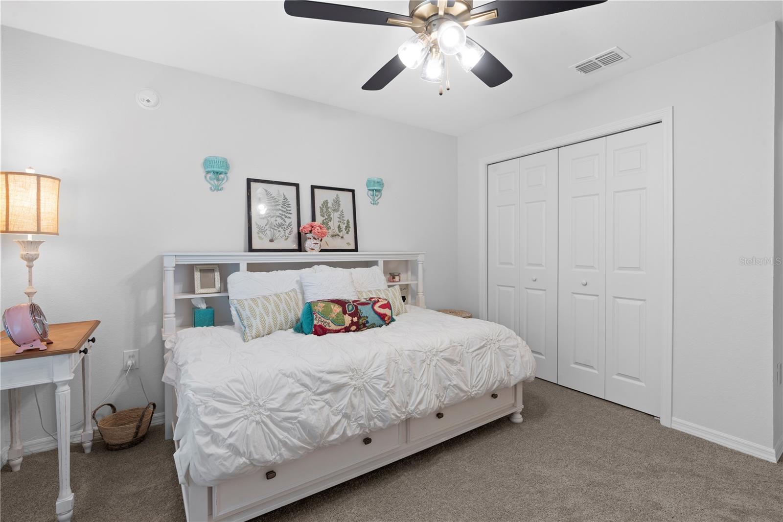 BRIDGEPORT LAKE PH TWO - Residential