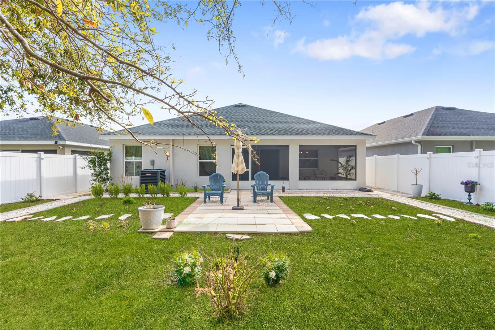 BRIDGEPORT LAKE PH TWO - Residential