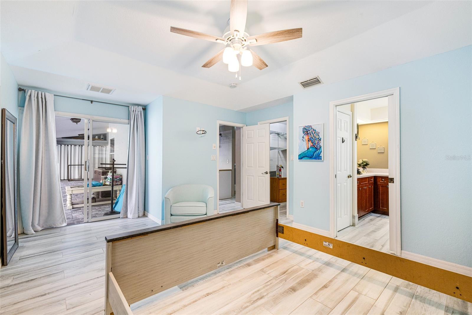 PALM SHORES - Residential