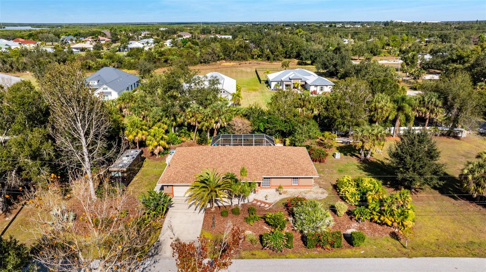 PALM SHORES - Residential