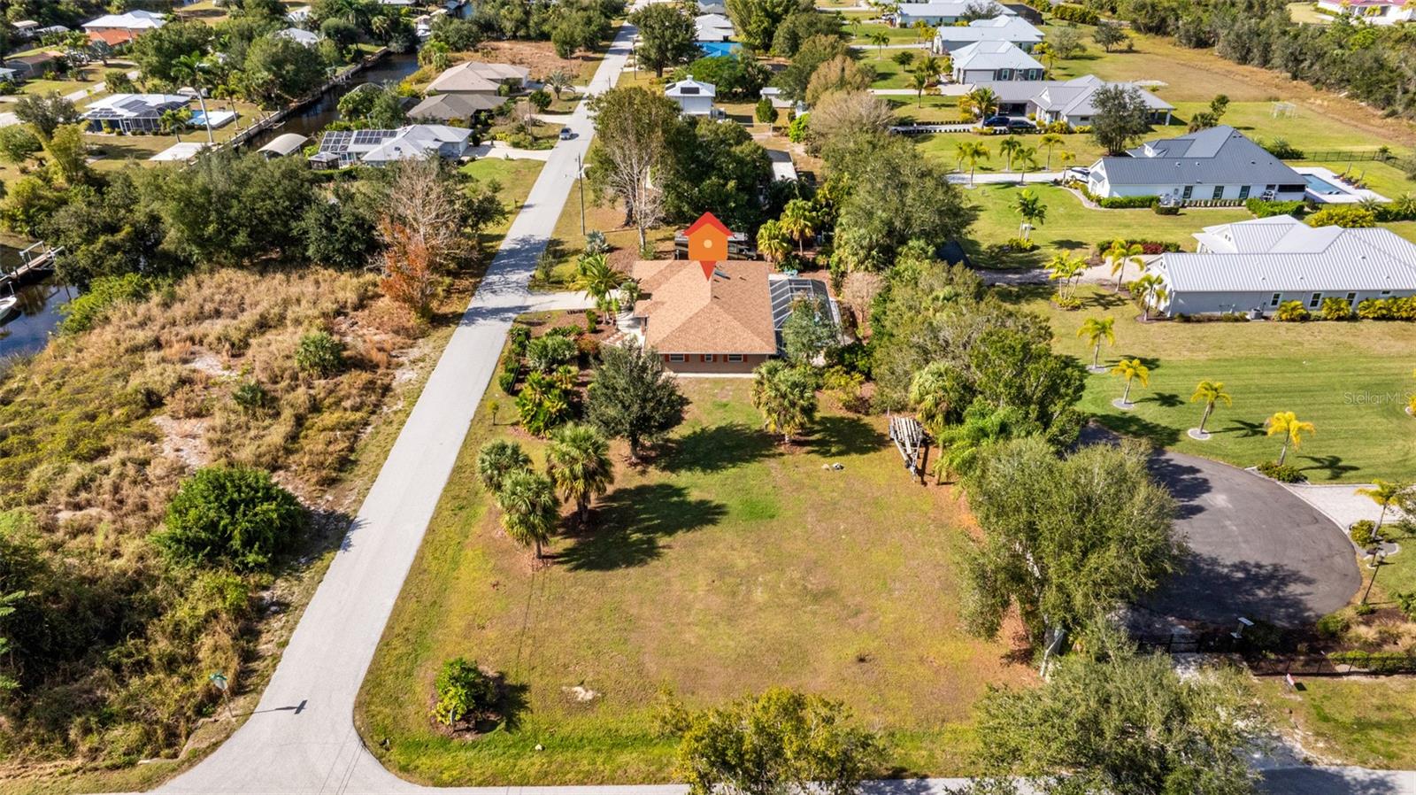 PALM SHORES - Residential