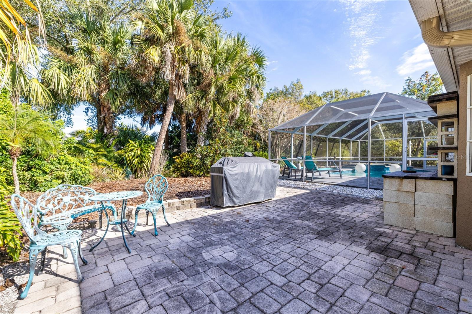 PALM SHORES - Residential