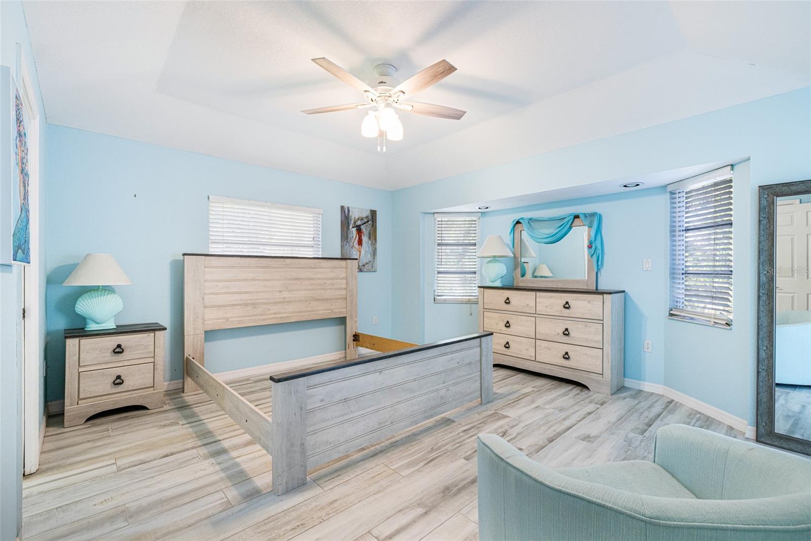 PALM SHORES - Residential