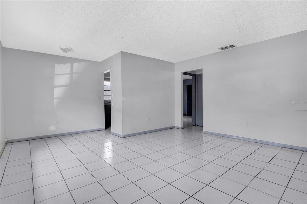 Photo of 2464 Chestnut Woods Drive, Lakeland, FL 33815 (MLS # O6357086)