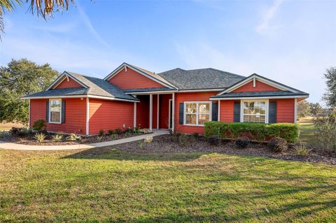 Photo of 10215 SW 98 Th Avenue, Gainesville, FL 32608 (MLS # GC536341)