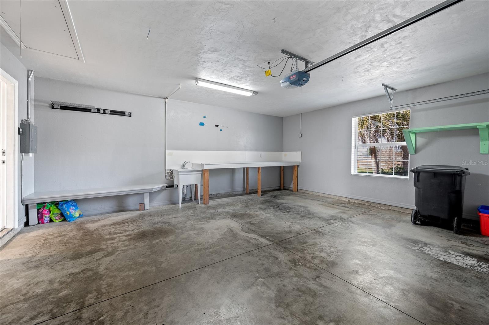 HAMMACK RIDGE UNIT 3-E - Residential