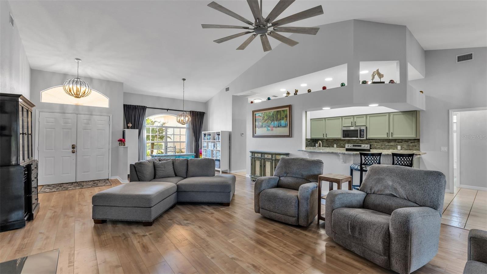 HUNTINGTON HILLS PH 05 - Residential