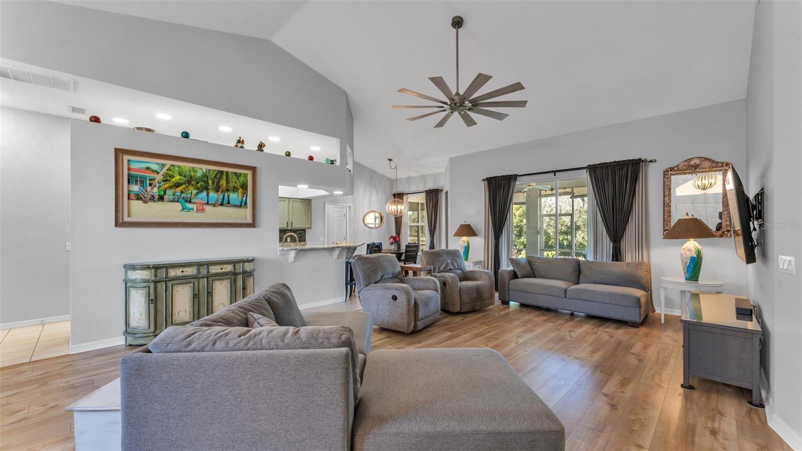 HUNTINGTON HILLS PH 05 - Residential