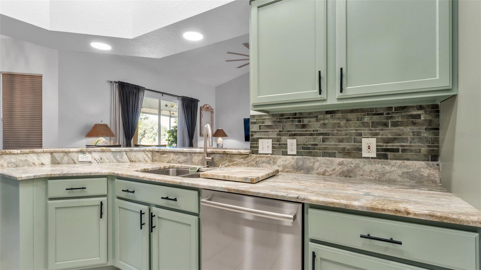 HUNTINGTON HILLS PH 05 - Residential