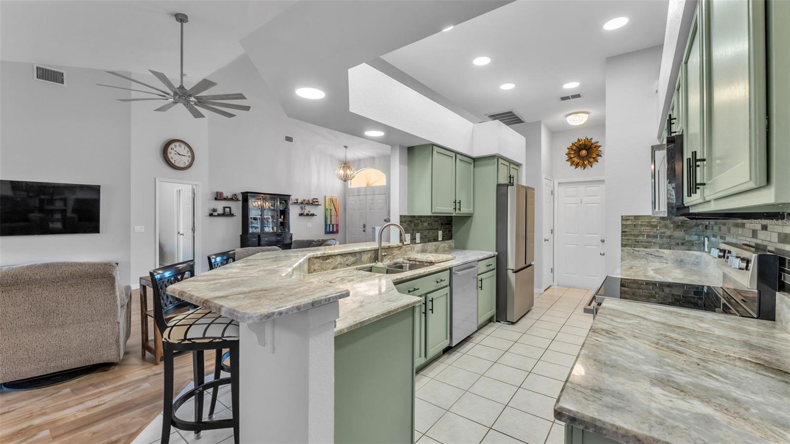 HUNTINGTON HILLS PH 05 - Residential