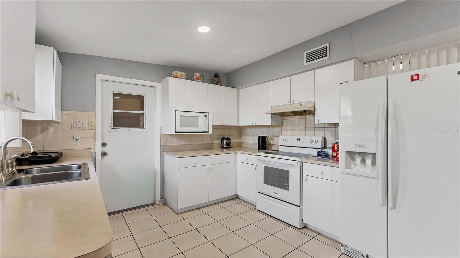 CLAIR MEL CITY UNIT 2 - Residential