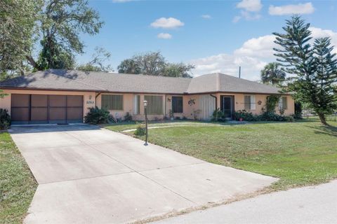 A home in PORT CHARLOTTE