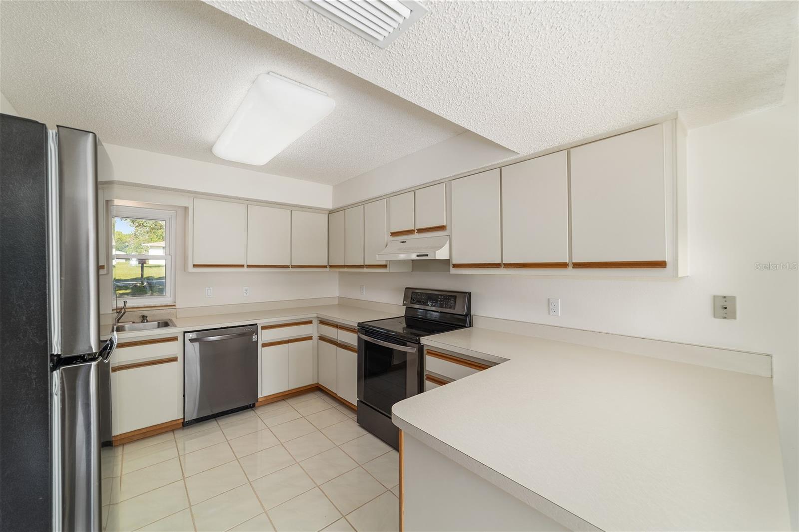 KINGSLAND COUNTRY ESTATES - Residential