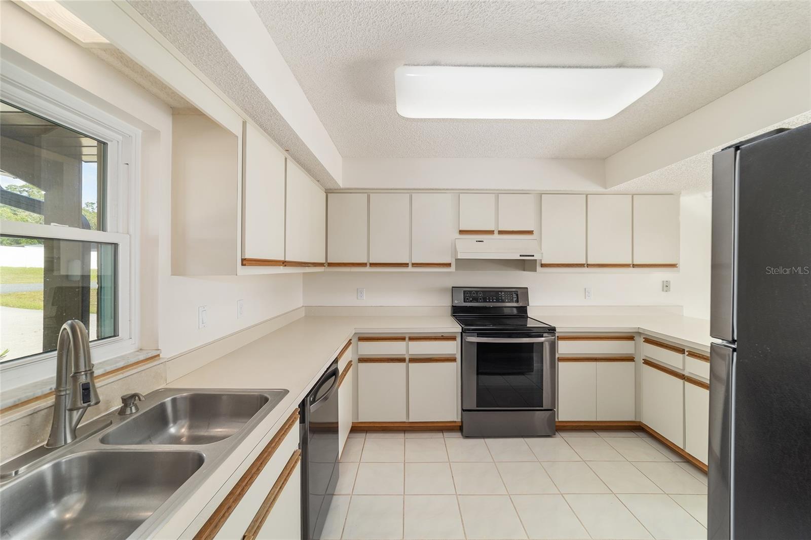 KINGSLAND COUNTRY ESTATES - Residential