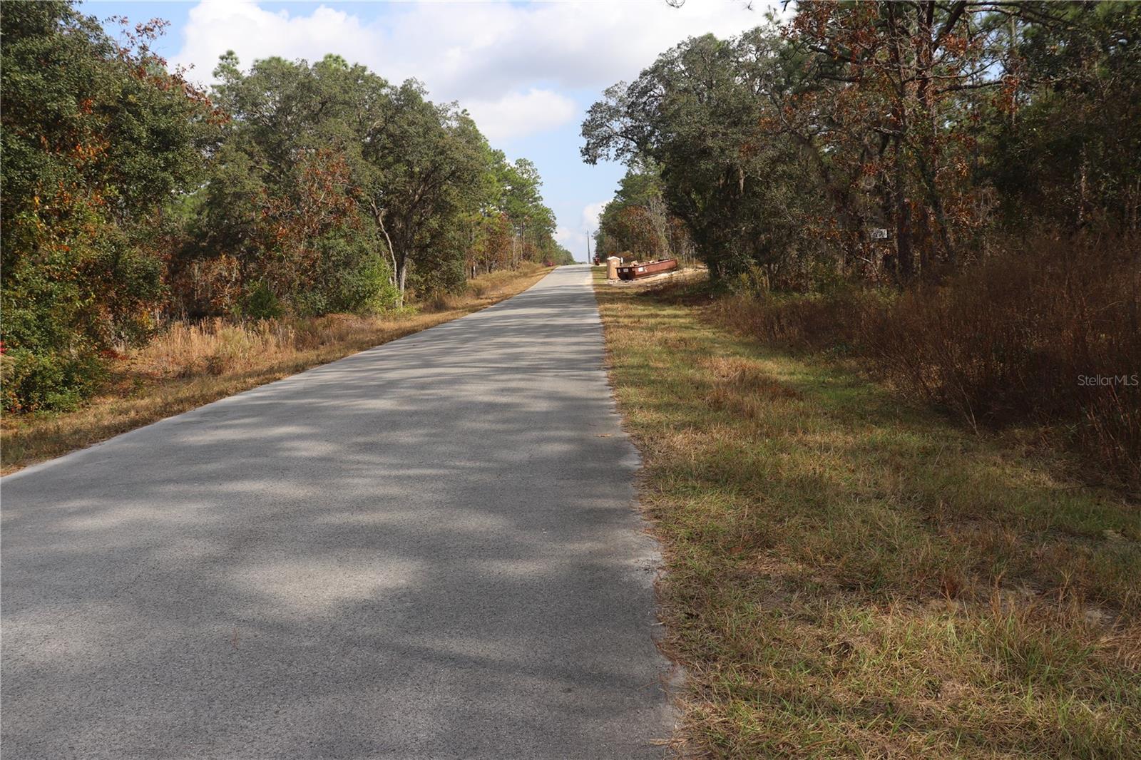 RAINBOW LAKES ESTATE - Land