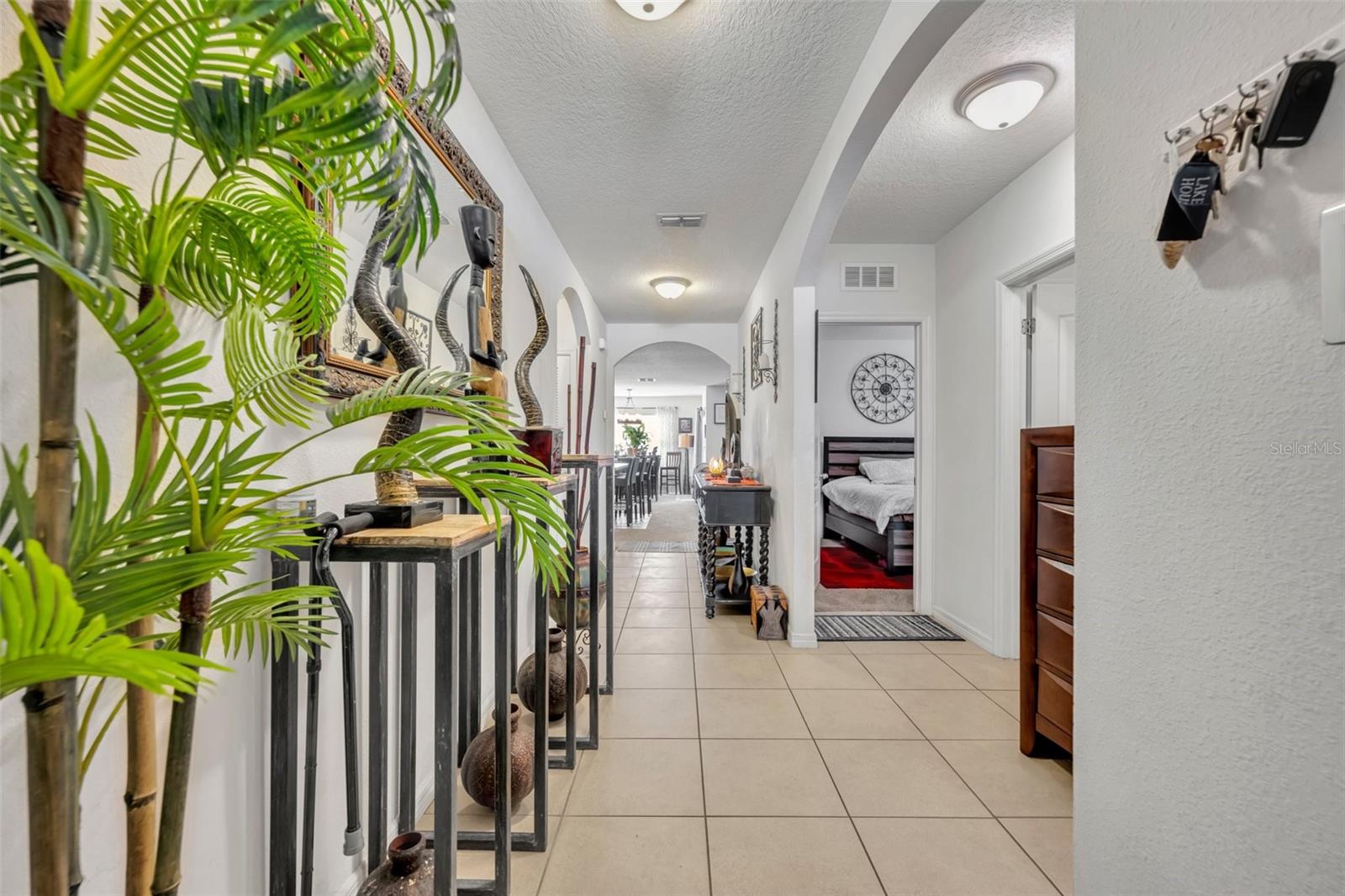822 SHEEN CIRCLE