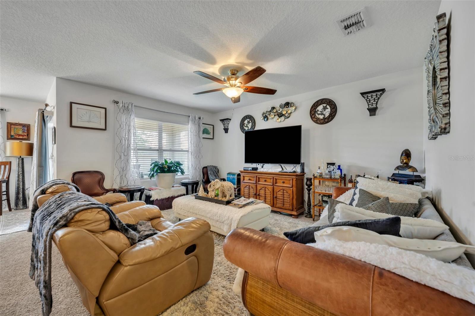 822 SHEEN CIRCLE