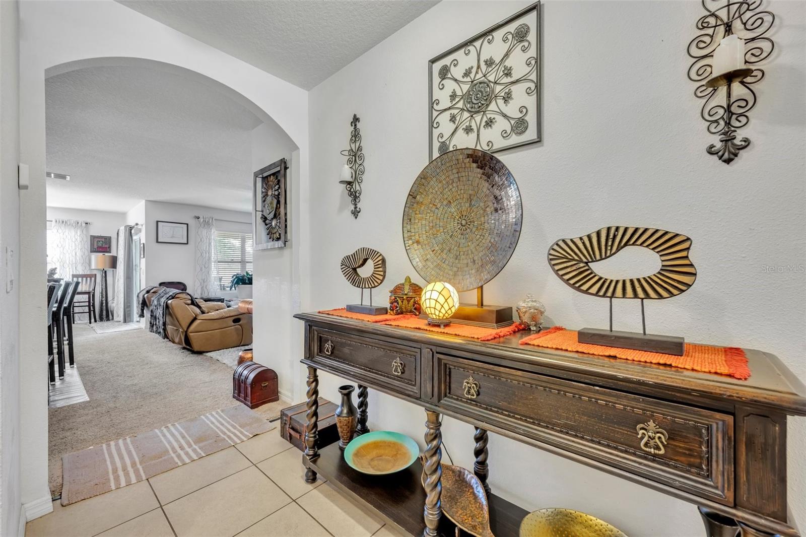 822 SHEEN CIRCLE