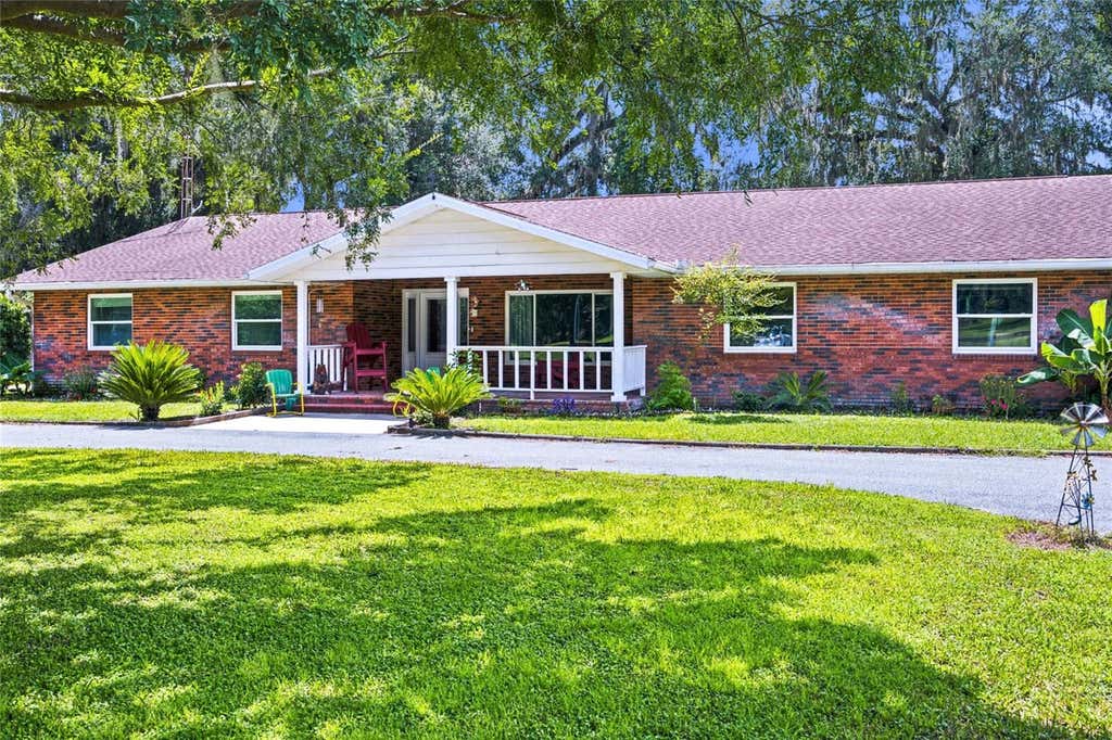 Photo of 690 SW 165th Street, Ocala, FL 34473 (MLS # OM729959)