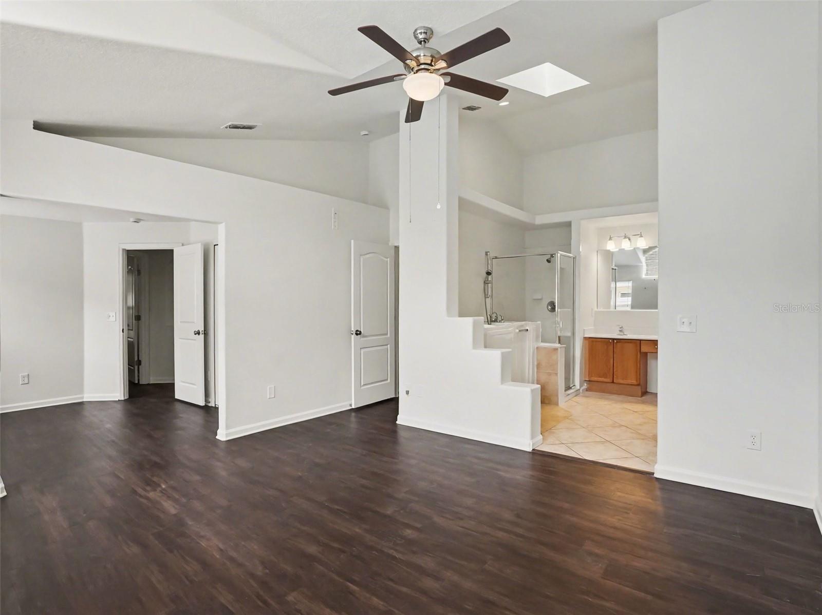 WESTON HILLS SUB - Residential