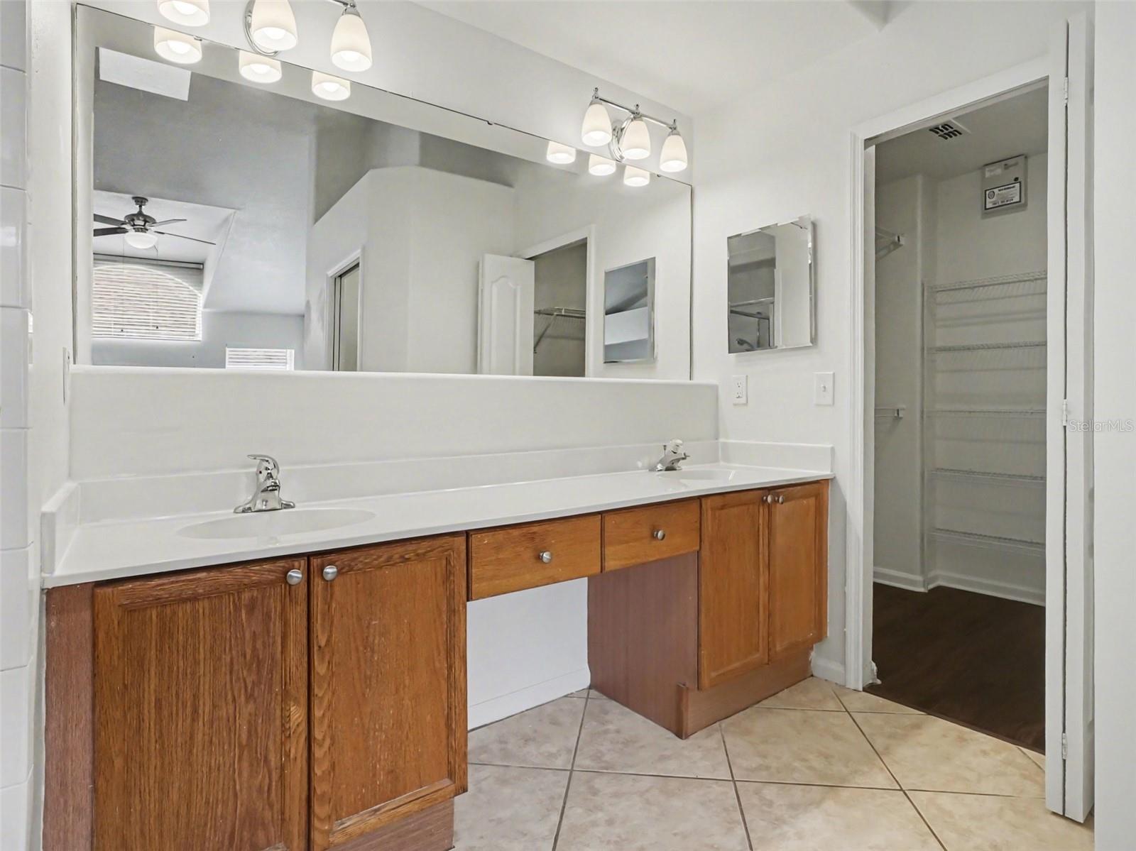 WESTON HILLS SUB - Residential