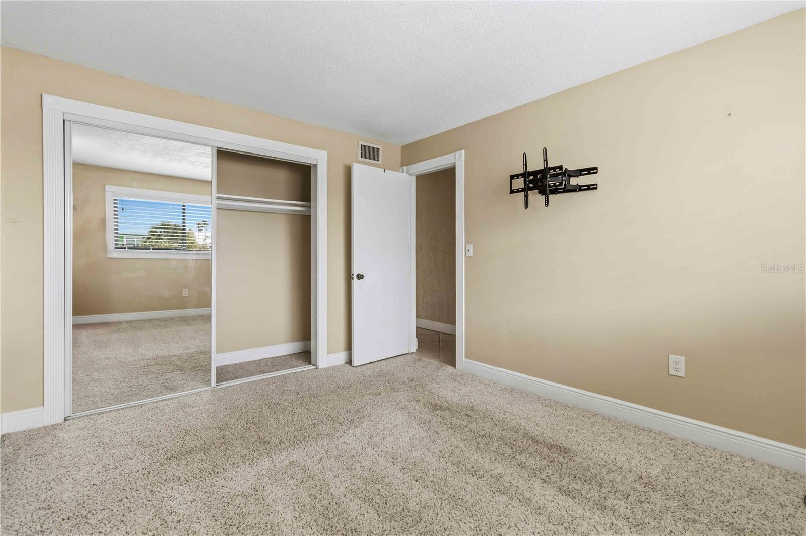 COCOA OCEAN BEACH - Residential Lease