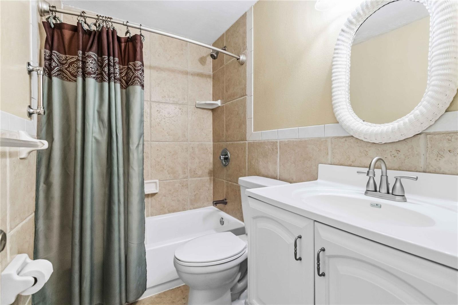 COCOA OCEAN BEACH - Residential Lease