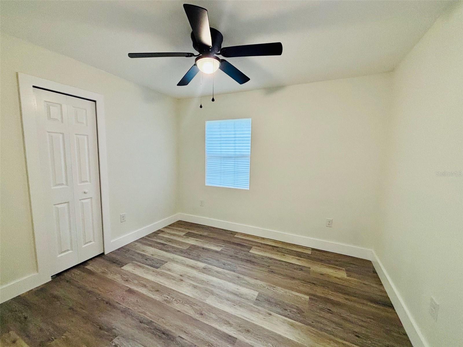 HANKINS SUBURBAN HOMESITES RE - Residential