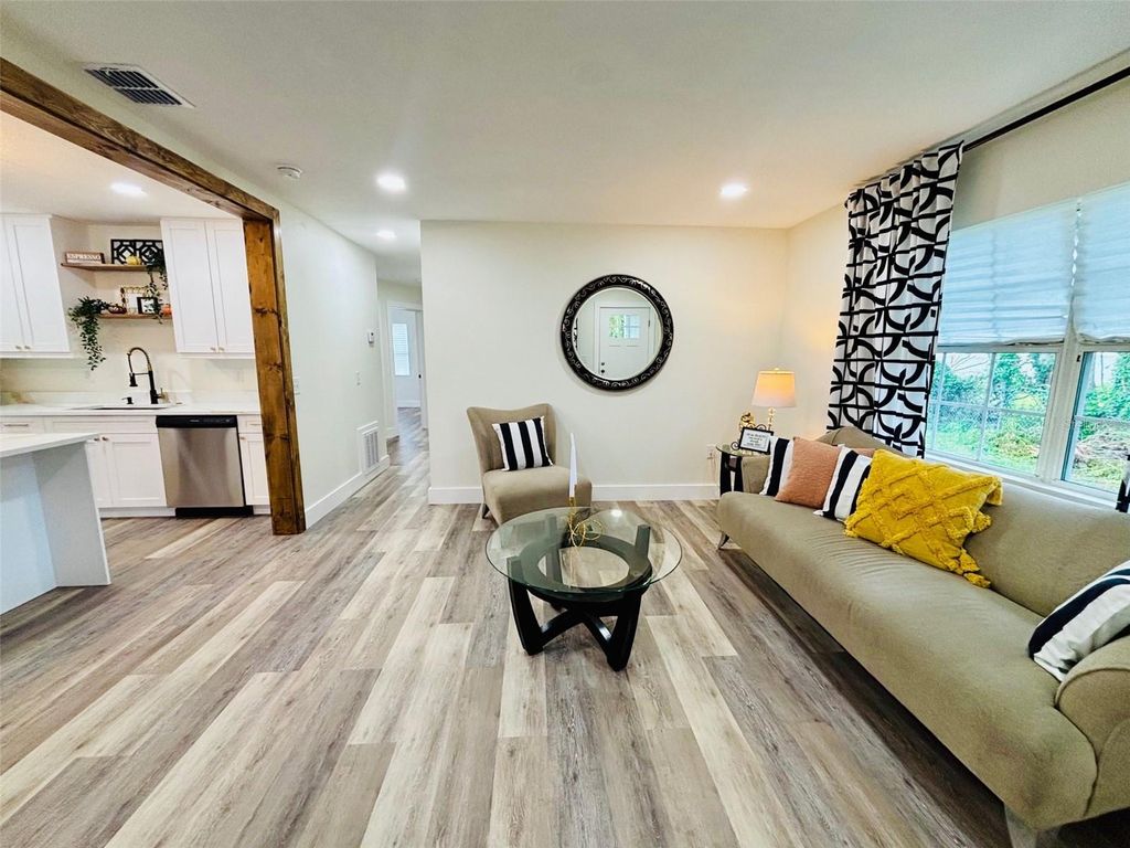 Photo of 6411 N 34th Street, Tampa, FL 33610 (MLS # TB8454359)