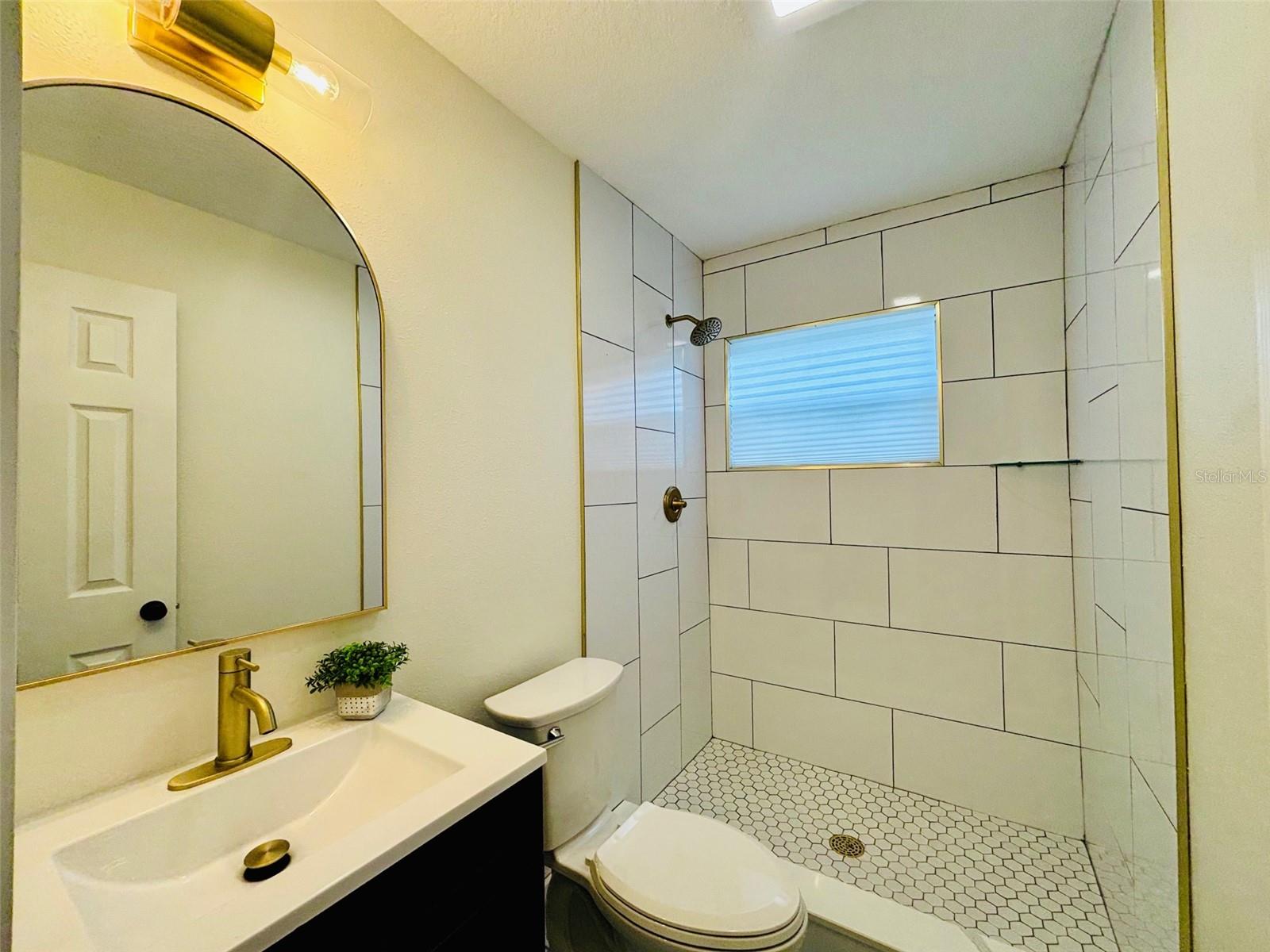 HANKINS SUBURBAN HOMESITES RE - Residential