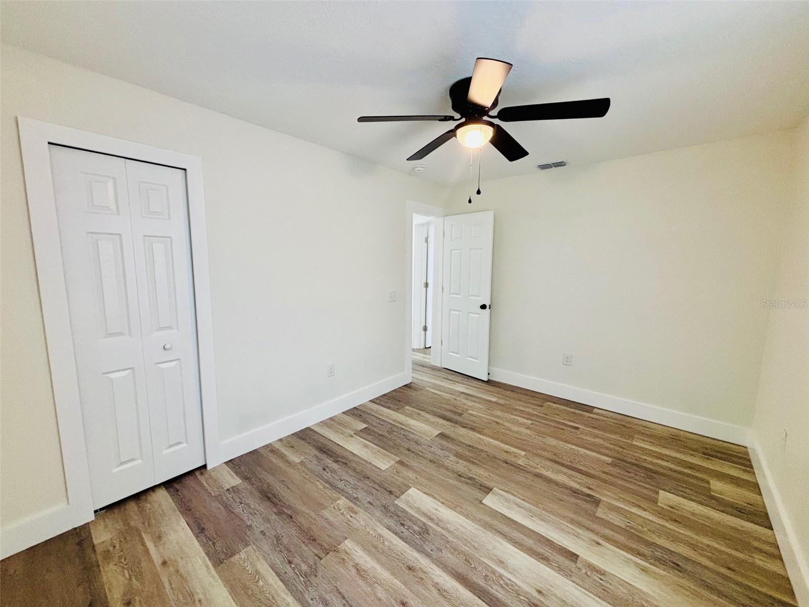 HANKINS SUBURBAN HOMESITES RE - Residential