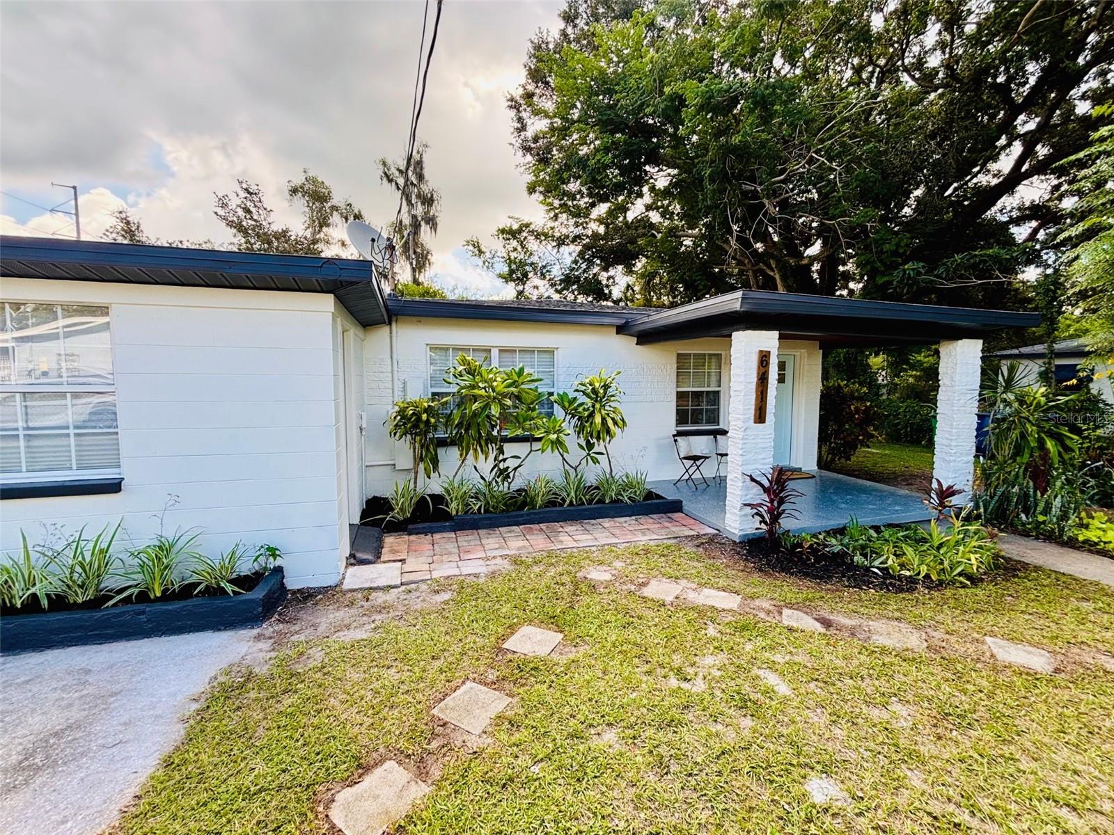 HANKINS SUBURBAN HOMESITES RE - Residential