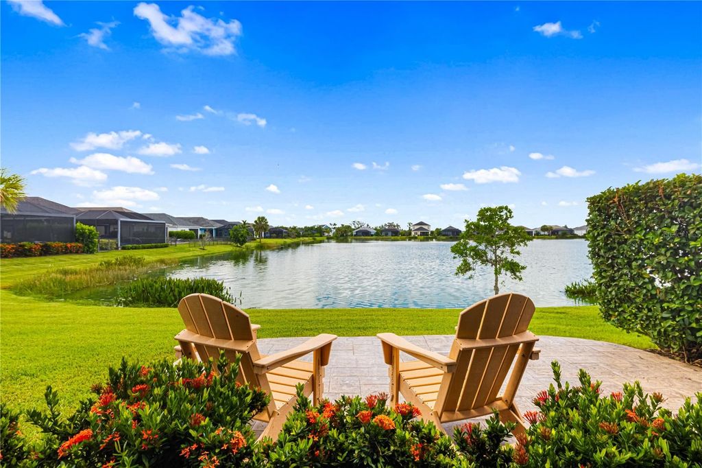 Photo of 4716 Foxtail Drive, Parrish, FL 34219 (MLS # A4661700)