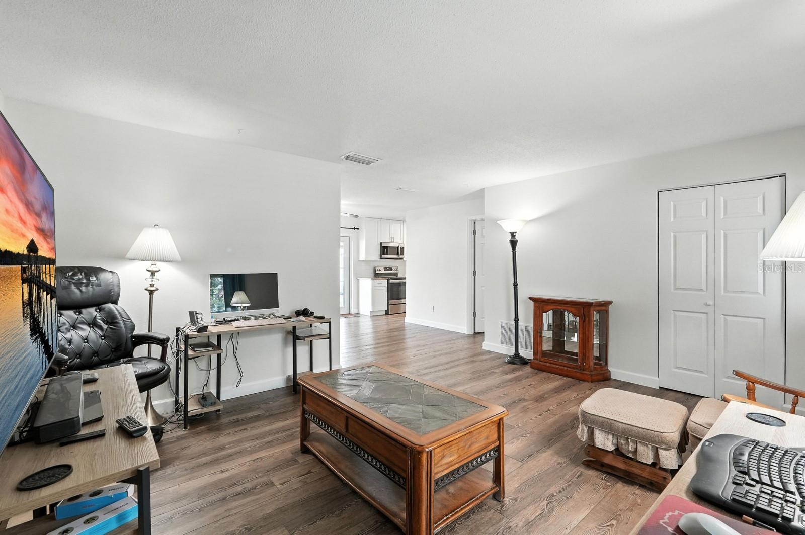 LANTERN PARK UNITS 01 & 02 - Residential