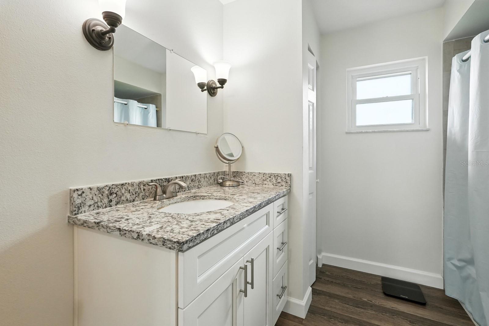 LANTERN PARK UNITS 01 & 02 - Residential