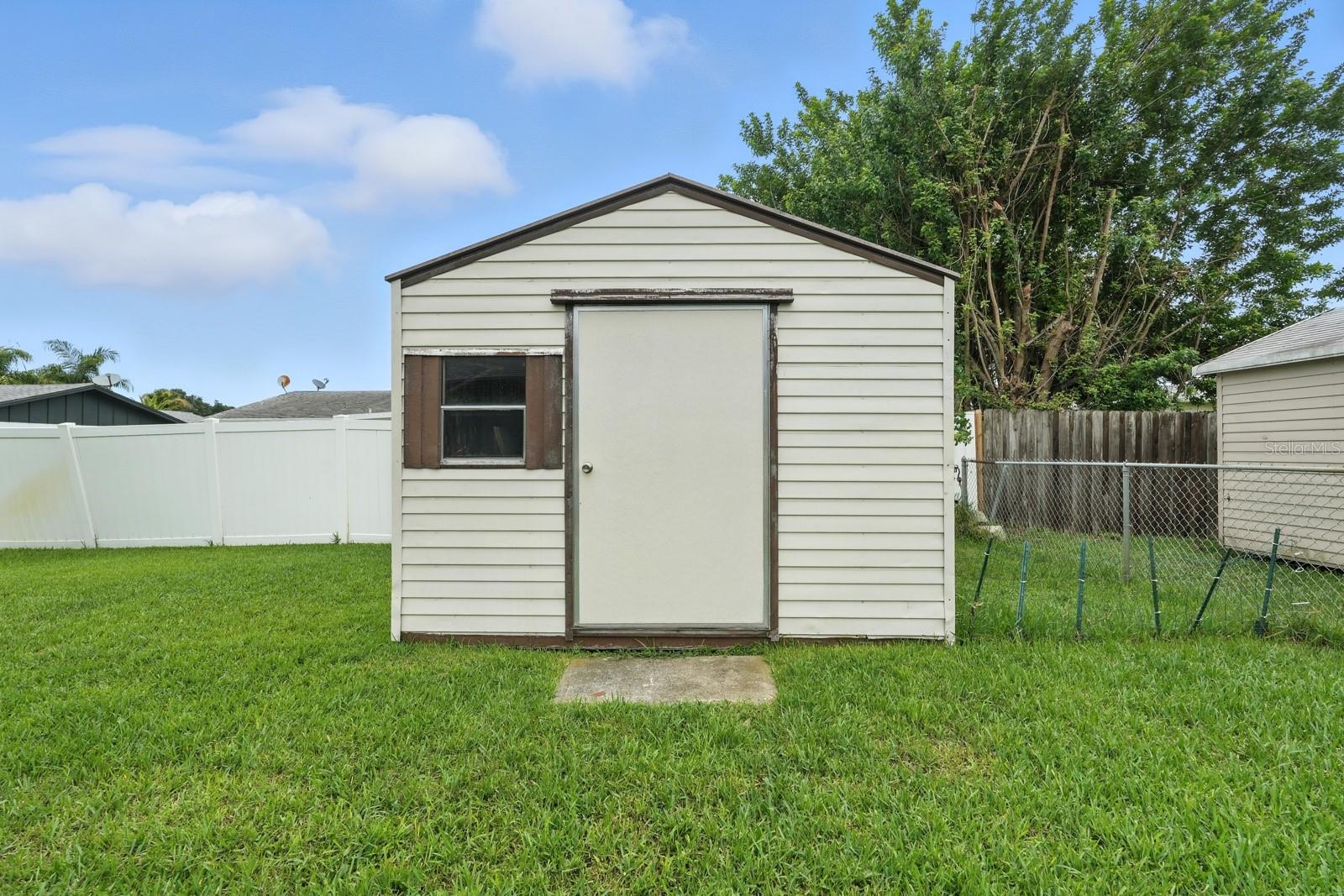 LANTERN PARK UNITS 01 & 02 - Residential