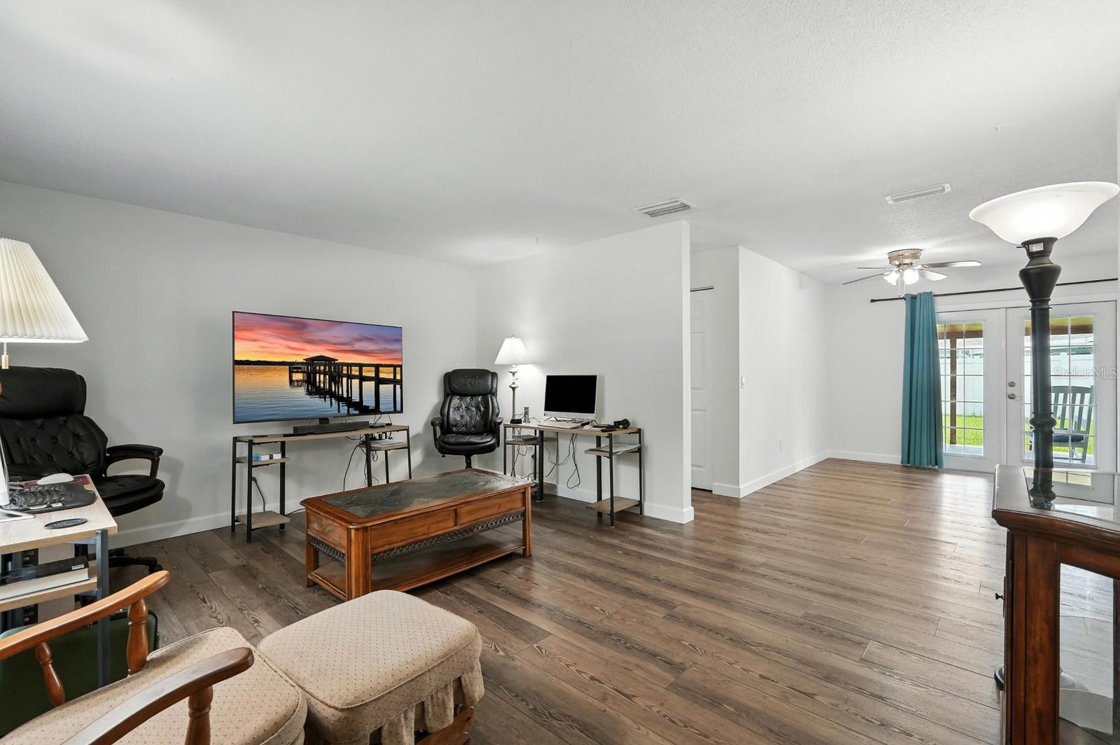 LANTERN PARK UNITS 01 & 02 - Residential