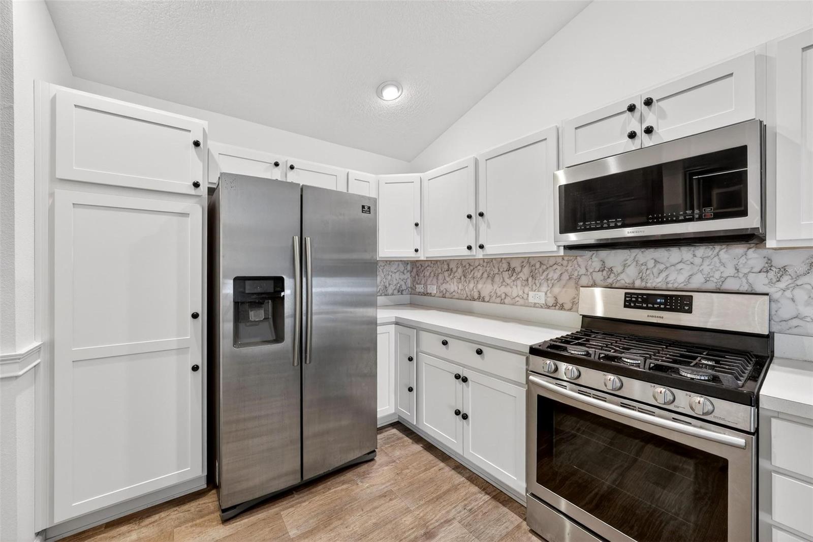 SOUTHERN OAKS CHASE VILLAS - Residential