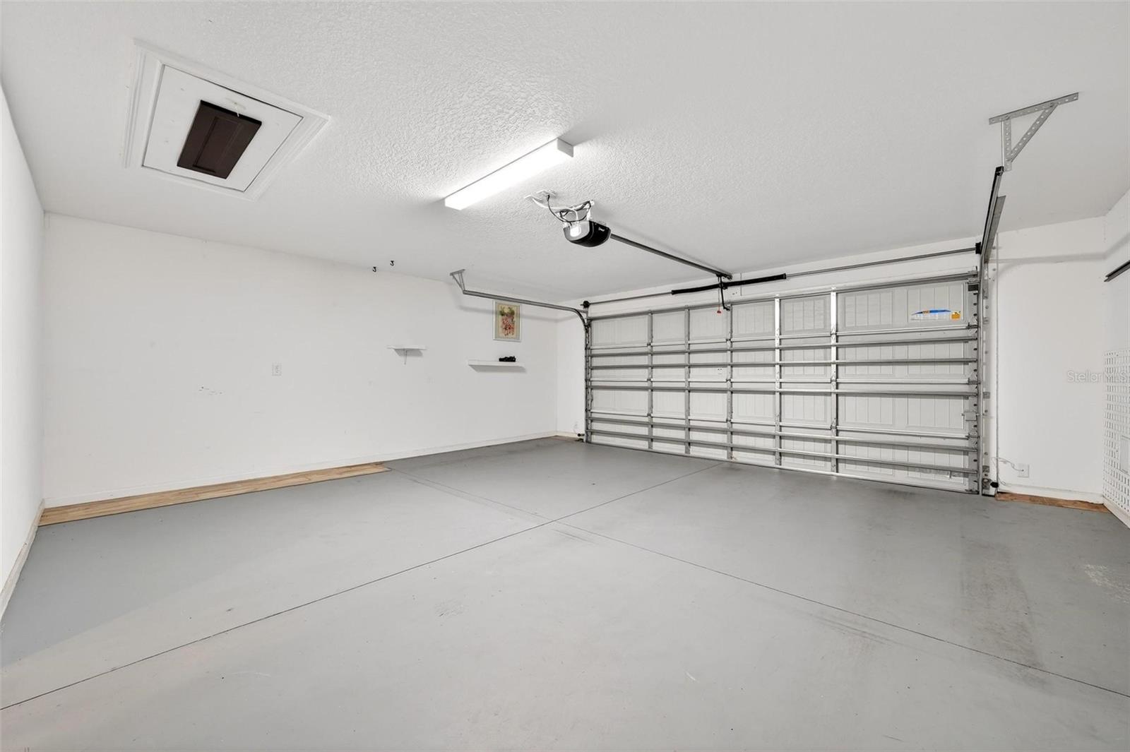 SOUTHERN OAKS CHASE VILLAS - Residential