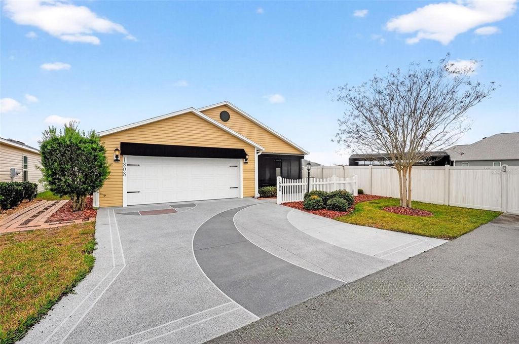 Photo of 1808 Shamp Street, The Villages, FL 32163 (MLS # G5107969)