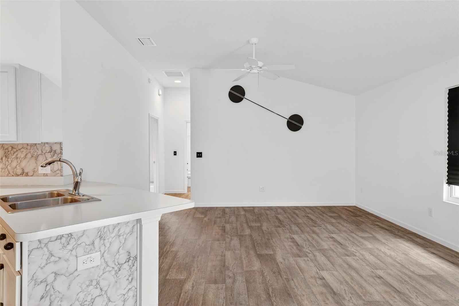 SOUTHERN OAKS CHASE VILLAS - Residential