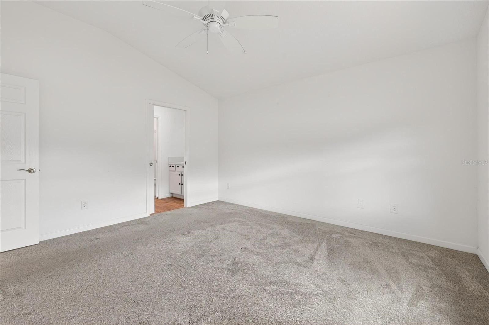 SOUTHERN OAKS CHASE VILLAS - Residential