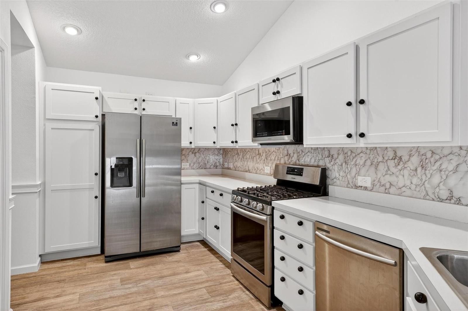 SOUTHERN OAKS CHASE VILLAS - Residential