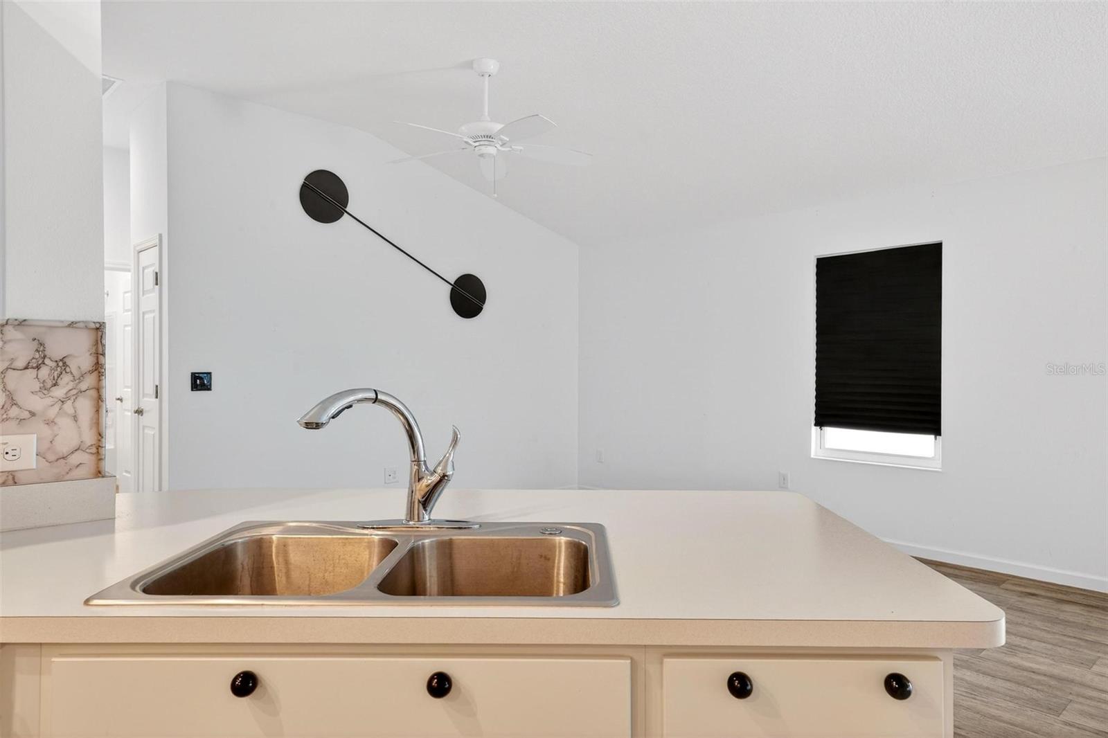 SOUTHERN OAKS CHASE VILLAS - Residential